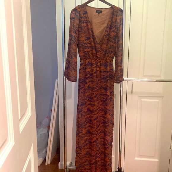 MAAC London Barican Printed Long Sheer Sleeve Jumpsuit. Rust Brown/Navy. Size XS - Picture 2 of 7